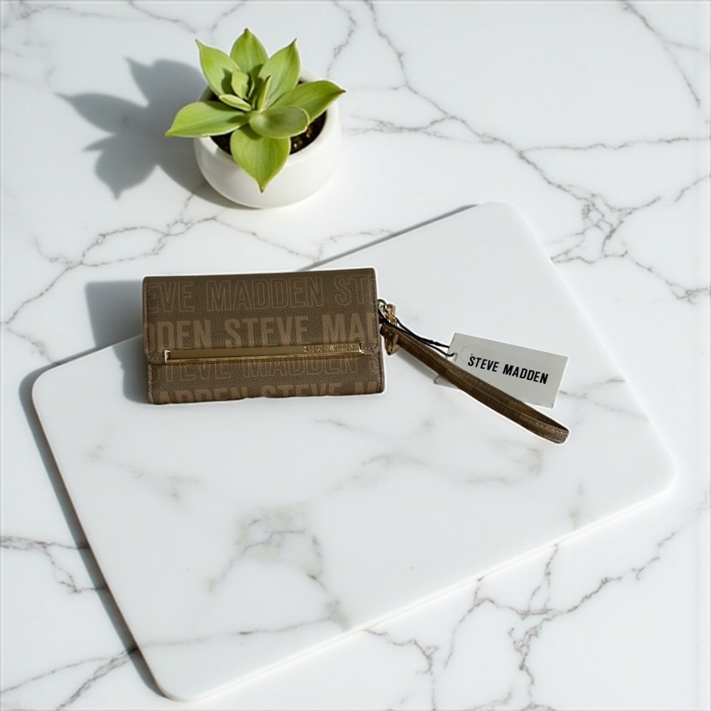 Steve Madden Logobar SNDSTRM Trifold Wallet Wristlet Brown‎ Neutral New